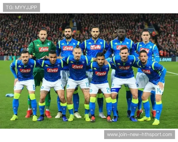 曼城后场发起课：比赛中长传转移训练成常态